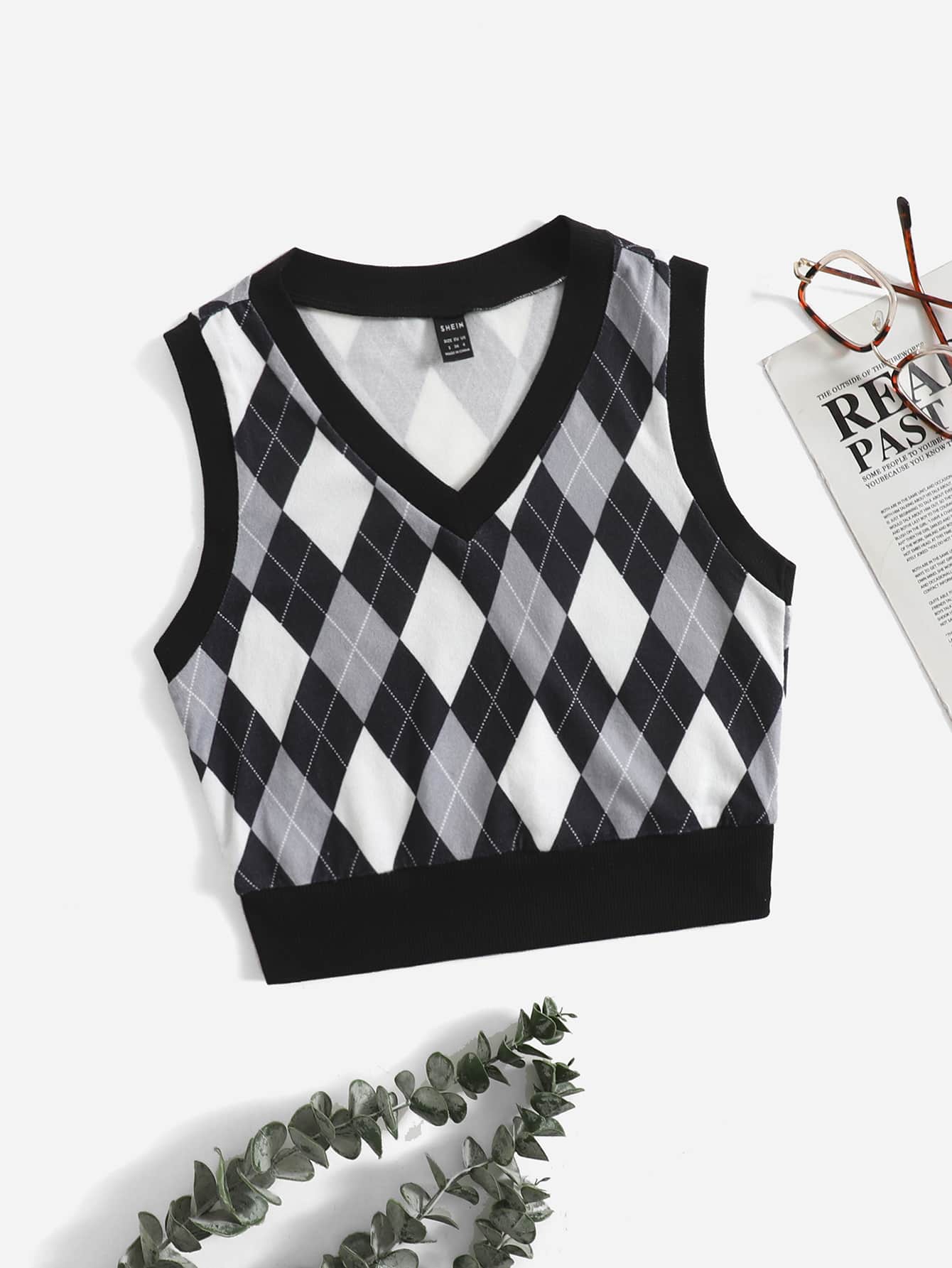 EZwear Argyle Print Tank Top