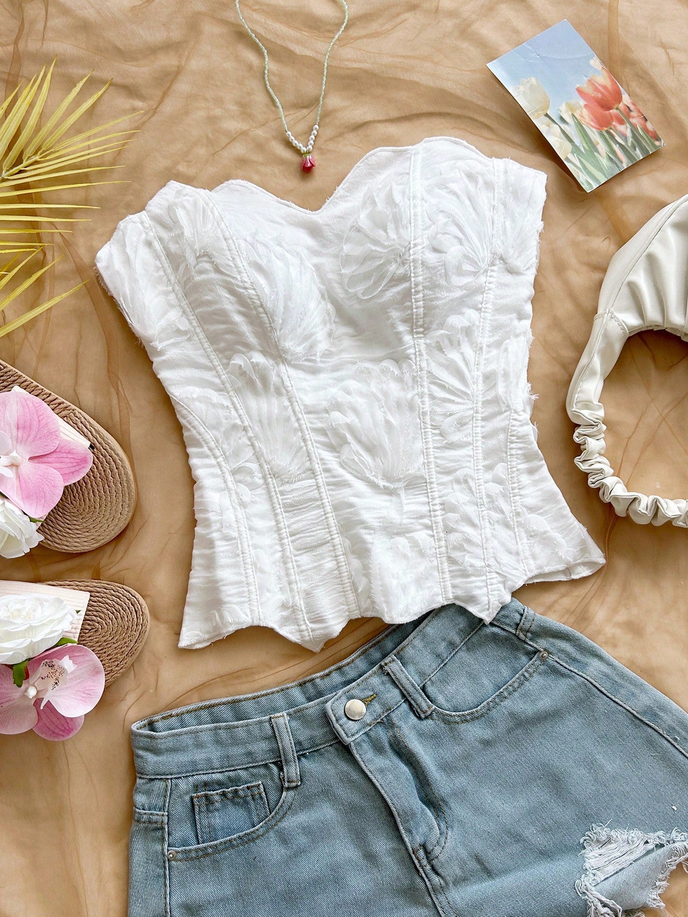 Soleia Women's Elegant White Lace Bandeau Corset Bustier Top, Hollow Embroidered, Summer Vacation Nightclub Outfits, Wedding Guest,No Breast Pads
