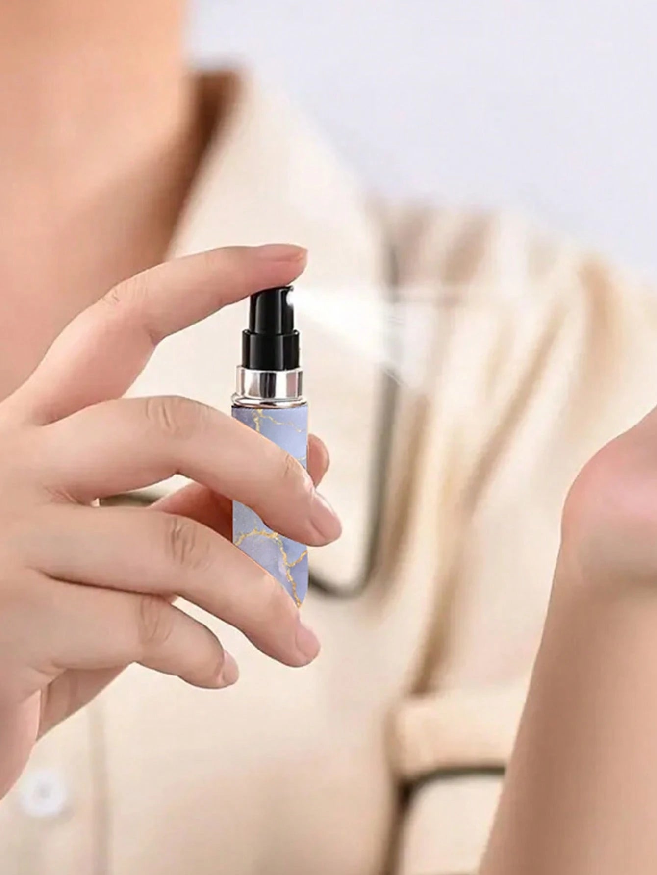 1/4pcs New Gilded Marble Perfume Spray Bottle, 5ml Bottom Perfume Bottle, Travel Portable Mini Perfume Sub-Packing Tool, For Men And Women, Available In A Variety Of Colors, Birthday Gifts For Family