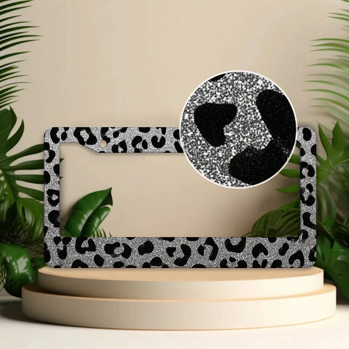 1 Leopard Print License Plate Frame, Car Decorative Accessory License Plate Cover, Aluminum License Plate Bracket, Rust-Proof, Shock-Proof, And Wind-Resistant, Suitable For US Standard Vehicles