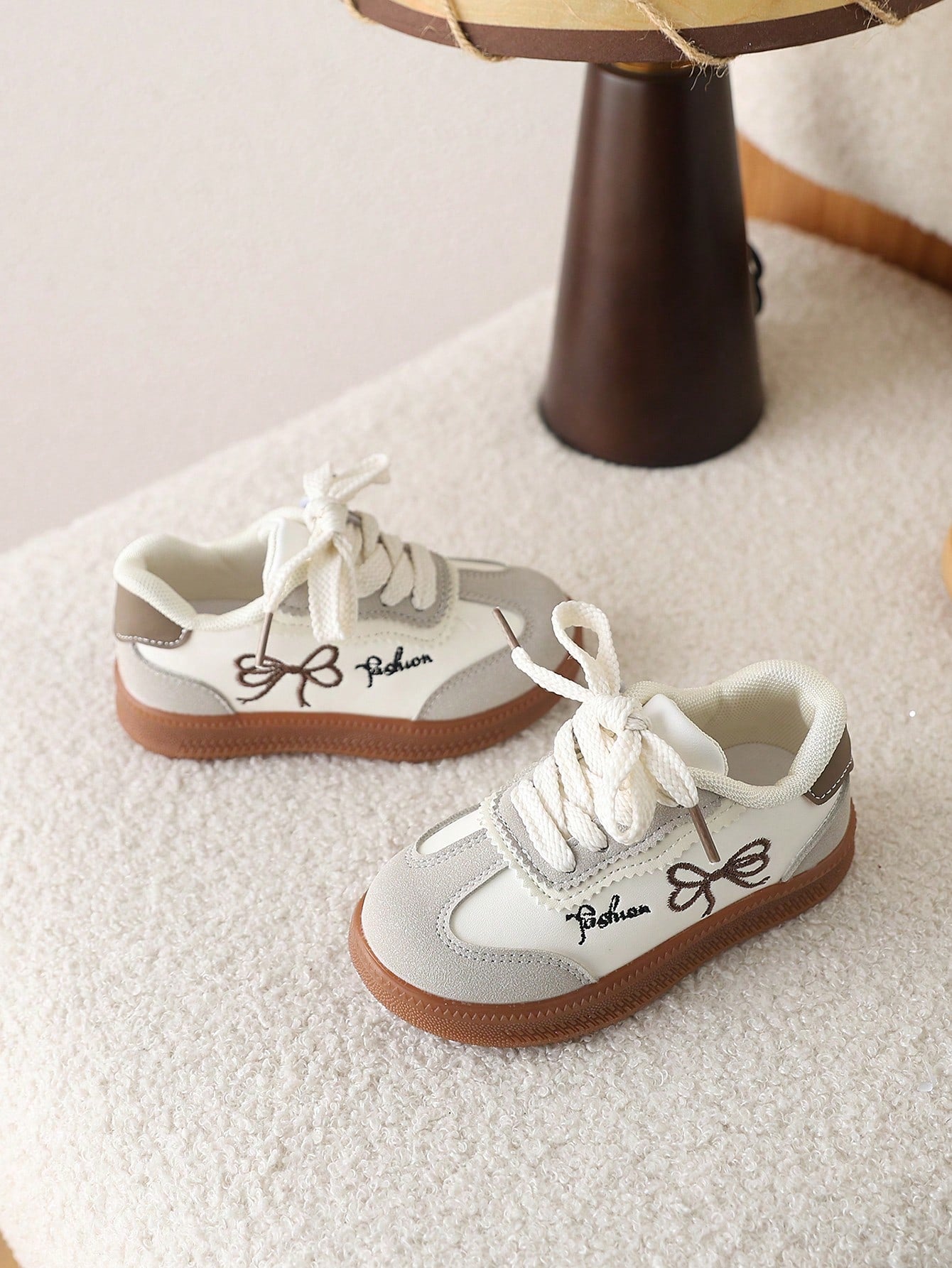 1 Pair Girls' Sports Sneakers, New Spring/Autumn Kids Low-Top Casual Shoes