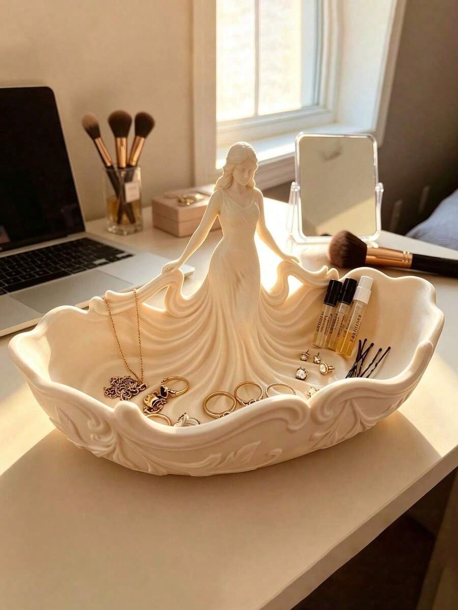 1 Piece Of Decorative Jewelry Stand With Crystal Shape, Large Capacity Design, White Resin Handmade, European Romantic Vintage Style, White Glaze + Flower Pattern, Tabletop Decor For Jewelry, Earrings