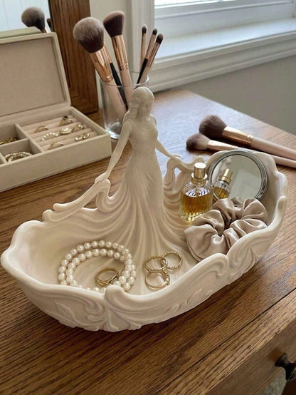 1 Piece Of Decorative Jewelry Stand With Crystal Shape, Large Capacity Design, White Resin Handmade, European Romantic Vintage Style, White Glaze + Flower Pattern, Tabletop Decor For Jewelry, Earrings