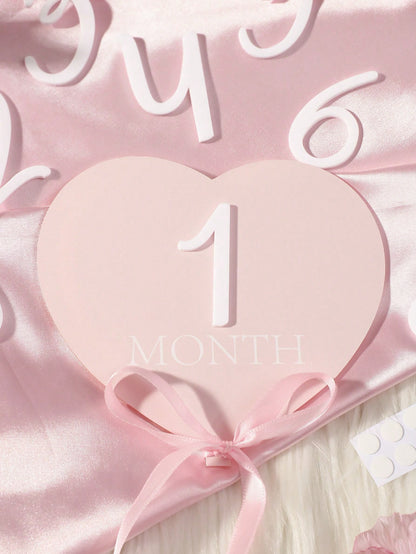 1 Set Heart-Shaped Baby Monthly Milestone Signs Black Pink Acrylic 3D Cards One Month Sign Newborn Photo Props Photoshoot Summer Cute Kawaii