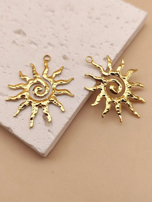 1pc/2pcs/5pcs Stainless Steel Hammered Texture Vintage Sunflower Pendant Accessory, DIY Necklace Jewelry Findings For Women & Men