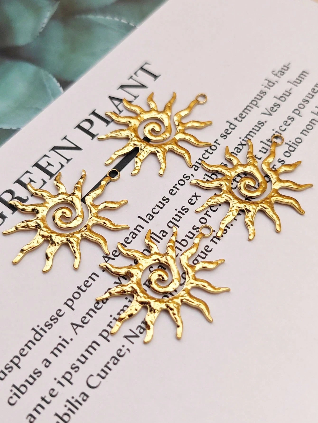1pc/2pcs/5pcs Stainless Steel Hammered Texture Vintage Sunflower Pendant Accessory, DIY Necklace Jewelry Findings For Women & Men