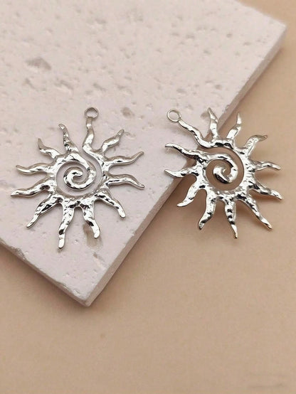 1pc/2pcs/5pcs Stainless Steel Hammered Texture Vintage Sunflower Pendant Accessory, DIY Necklace Jewelry Findings For Women & Men