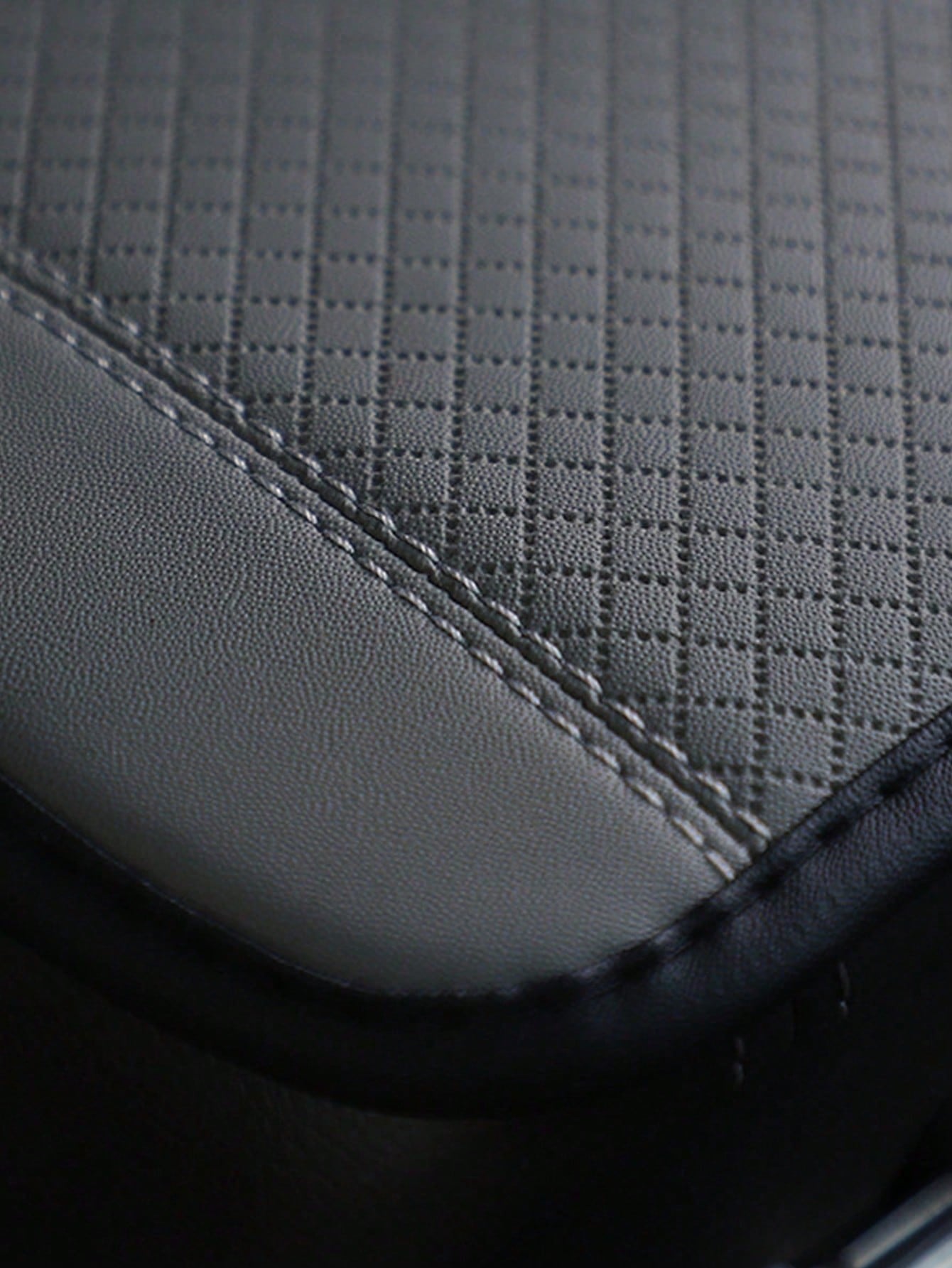 1pc All-Season Universal Center Console Armrest Cover, Premium Breathable Fiber Leather Embossed Double-Stitched Anti-Slip Car Center Armrest Box Mat