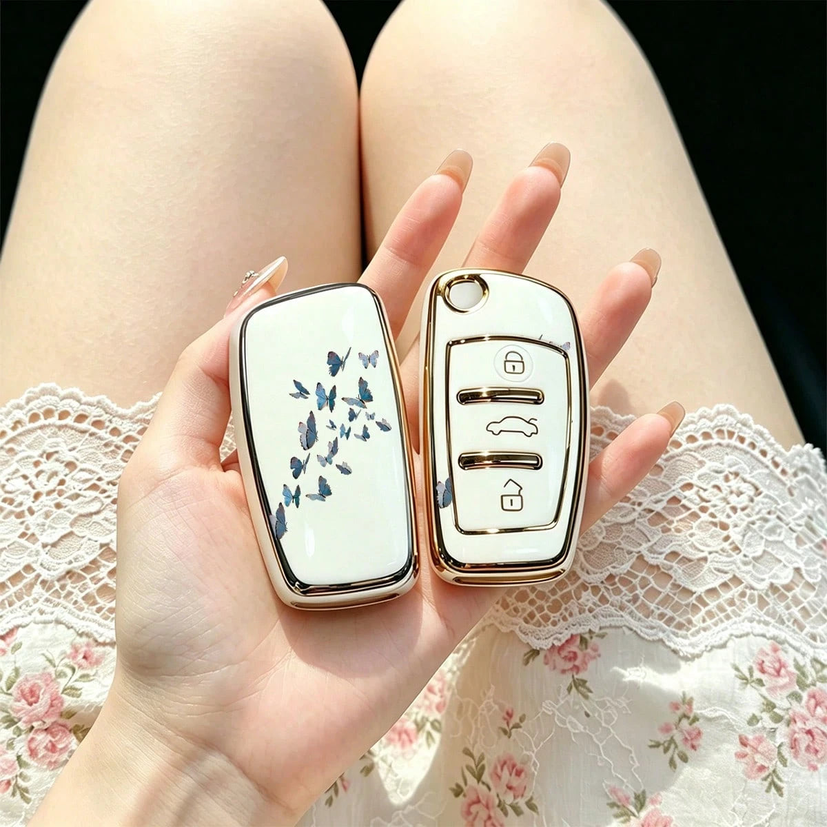 1pc Car Key Case-Vogue Print,Suitable For Audi A3 8P, A6 C6, Q3 8U, A1 8X, Q7 4L, TT 8J, R8 42.Advanced Soft-Touch, Does Not Block Signal, Unisex.