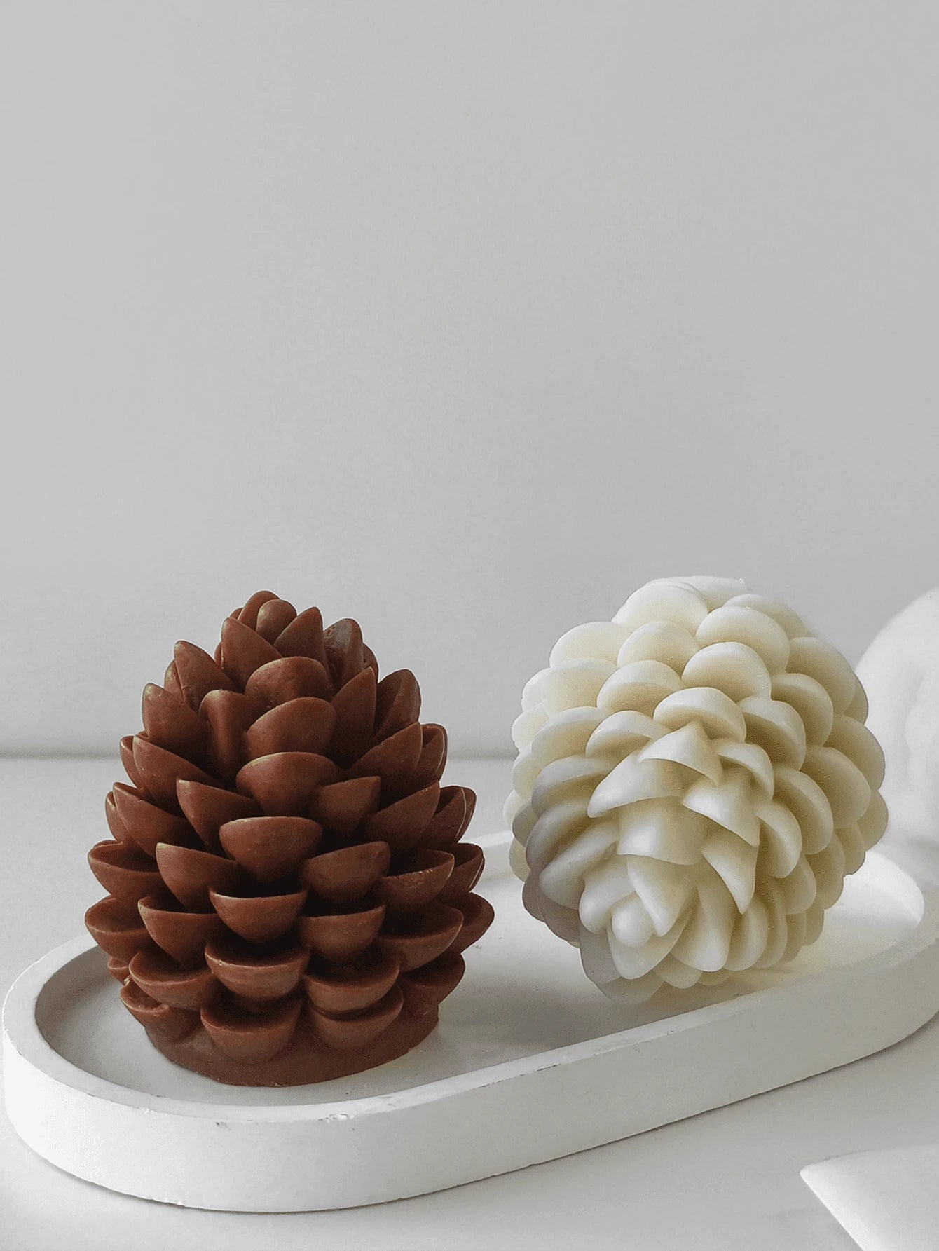 1pc Christmas Pine Cone Silicone Candle Mold- DIY Decorative Christmas Candle Making Template, Holiday Home Decor Casting Tool With Detailed Pattern And Easy Release Design- Suitable For Home Decor