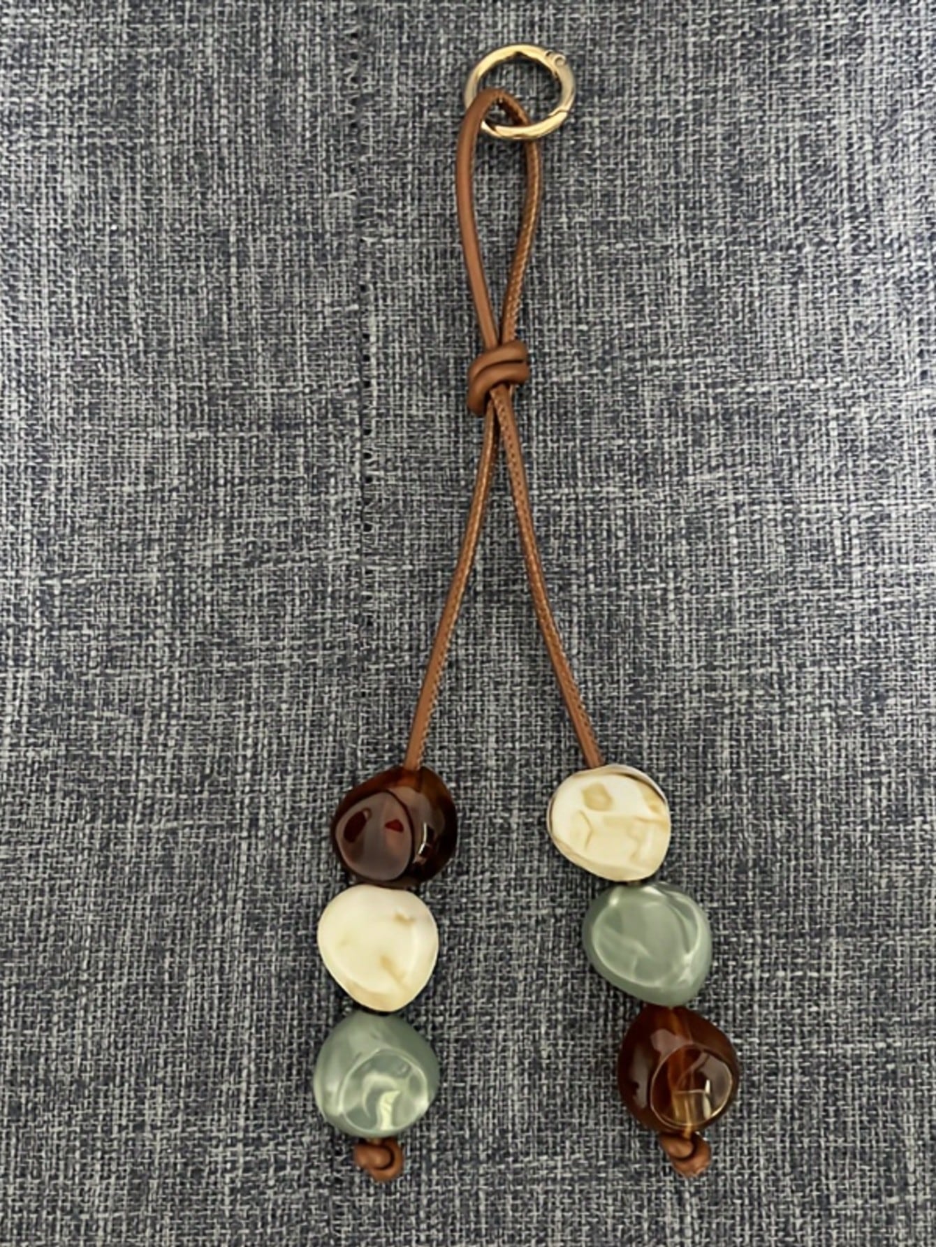 1pc Colorful Beaded Keychain For Women's Bags- Metal Key Ring With Resin Beads, Vibrant Green, Blue, Orange And White Design, Durable And Fashionable, Suitable As Pendant For Keys, Wallets And Handba