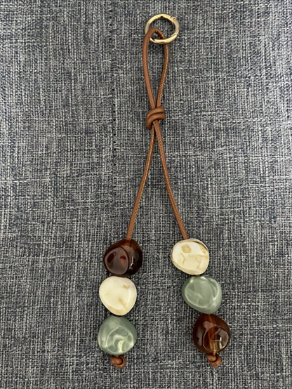 1pc Colorful Beaded Keychain For Women's Bags- Metal Key Ring With Resin Beads, Vibrant Green, Blue, Orange And White Design, Durable And Fashionable, Suitable As Pendant For Keys, Wallets And Handba