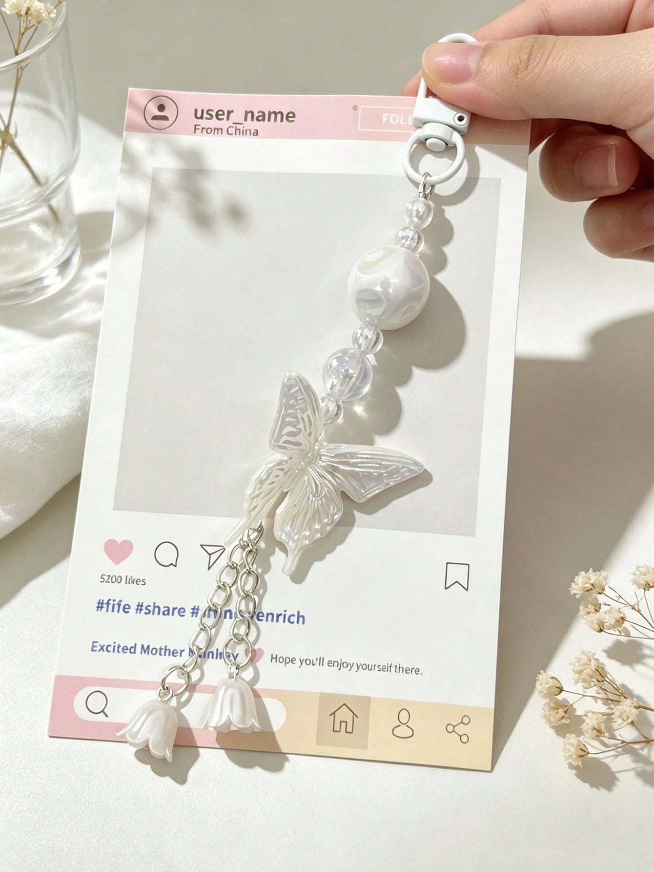 1pc Colorful Butterfly Wind Chime Flower Pendant Phone Chain Short Phone Strap, Fashion Versatile Universal Hanging Chain, Suitable For CCD Camera Strap, Earphone Case Lanyard, Car Key Chain Pendant