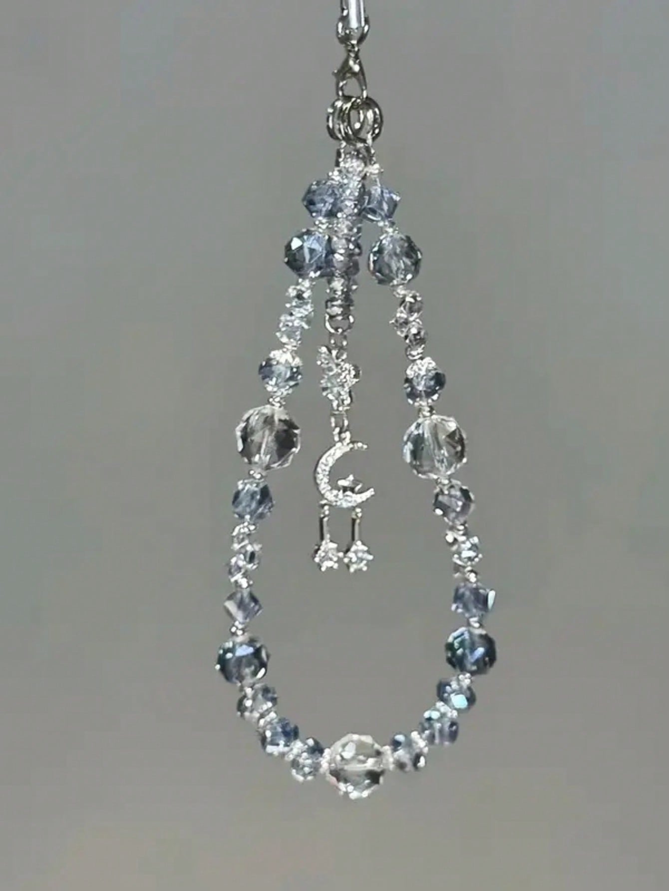 1pc Cool Ice Blue Crystal Phone Chain, Star Moon Butterfly Pendant, High-End Girl Style Phone Lanyard (Due To Shooting Angle And Magnification, Actual Size May Slightly Differ From The Photo)