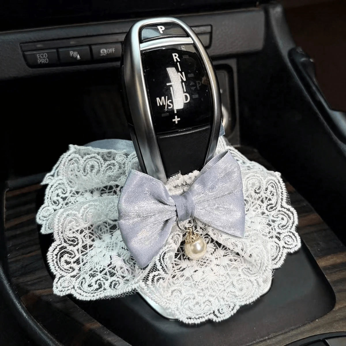 1pc Cute Bow Knot Style Gear Shift Cover, Bow Knot Decor Gear Shift Set, Car Manual/Automatic Gear Shift Cover, Car Interior Decoration Accessories, Car Decor, Car Supplies, Cute Car Gear Shift Cover