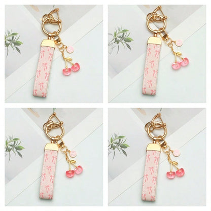 1pc Elegant Printed PU Leather Keychain With Letter Pendant- Fashionable Women's Accessory, Suitable For Car Keys, House Keys And Gifts, Car Key Holder, Fashion Keychain