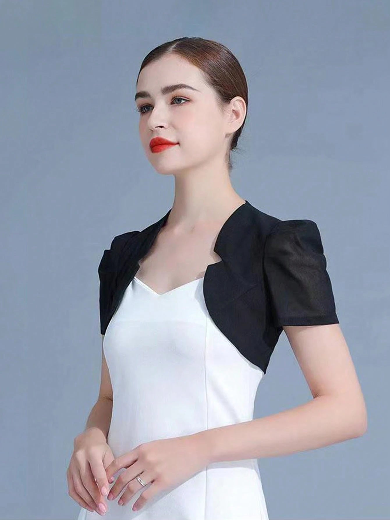 1pc Fashionable Women's Short Shawl, Summer Style, Versatile Thin Jacket, Short-Sleeved Cardigan For Dress