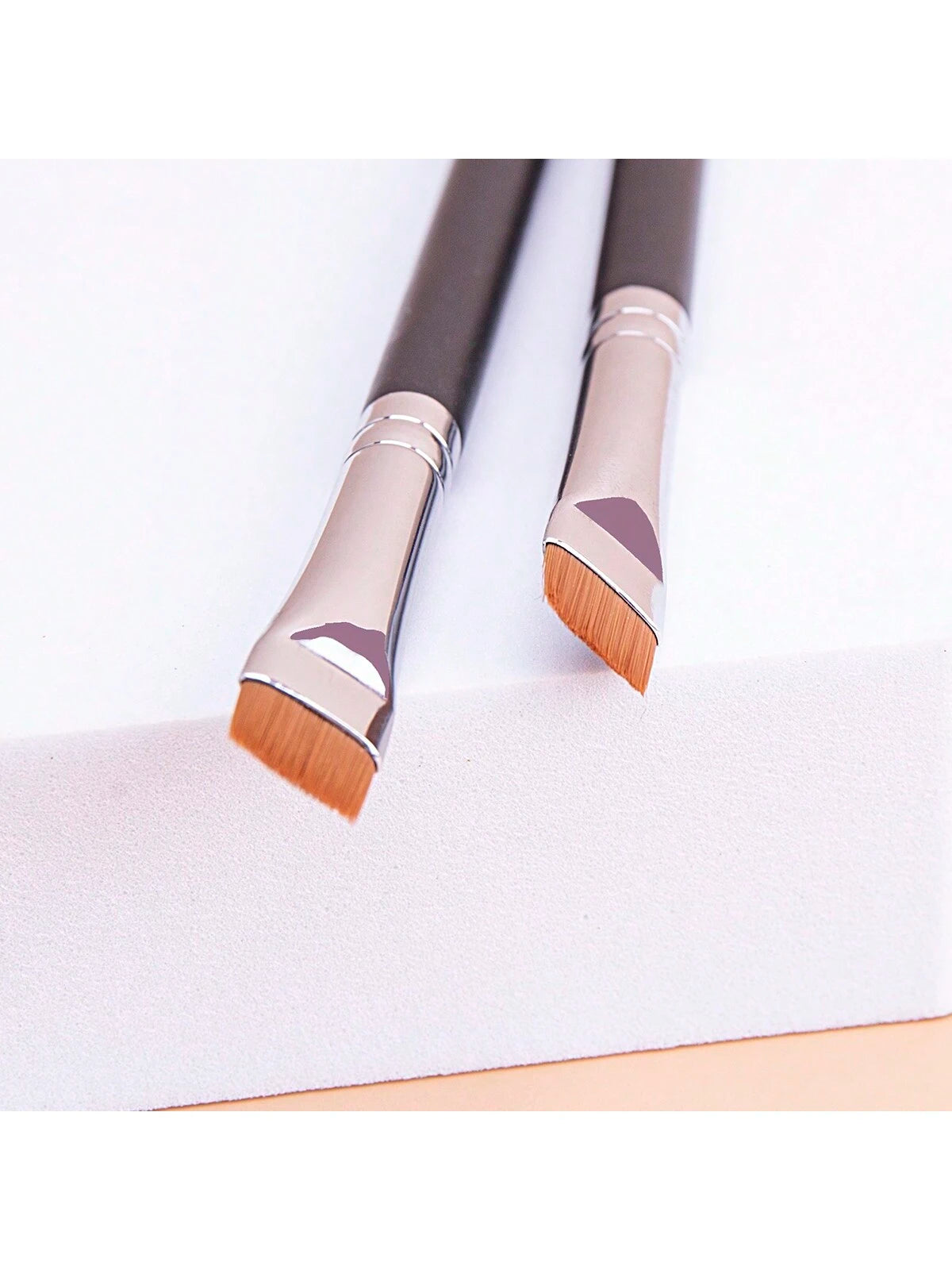 1pc Flat Concealer Brush, Thin And Precise, Perfect For Applying Foundation And Concealer, Makeup Tool,Foundation Brush,Concealer Brush,Blush Brush,Contour Brush,Blush Brush,Bronzer Brush,Powder Brush