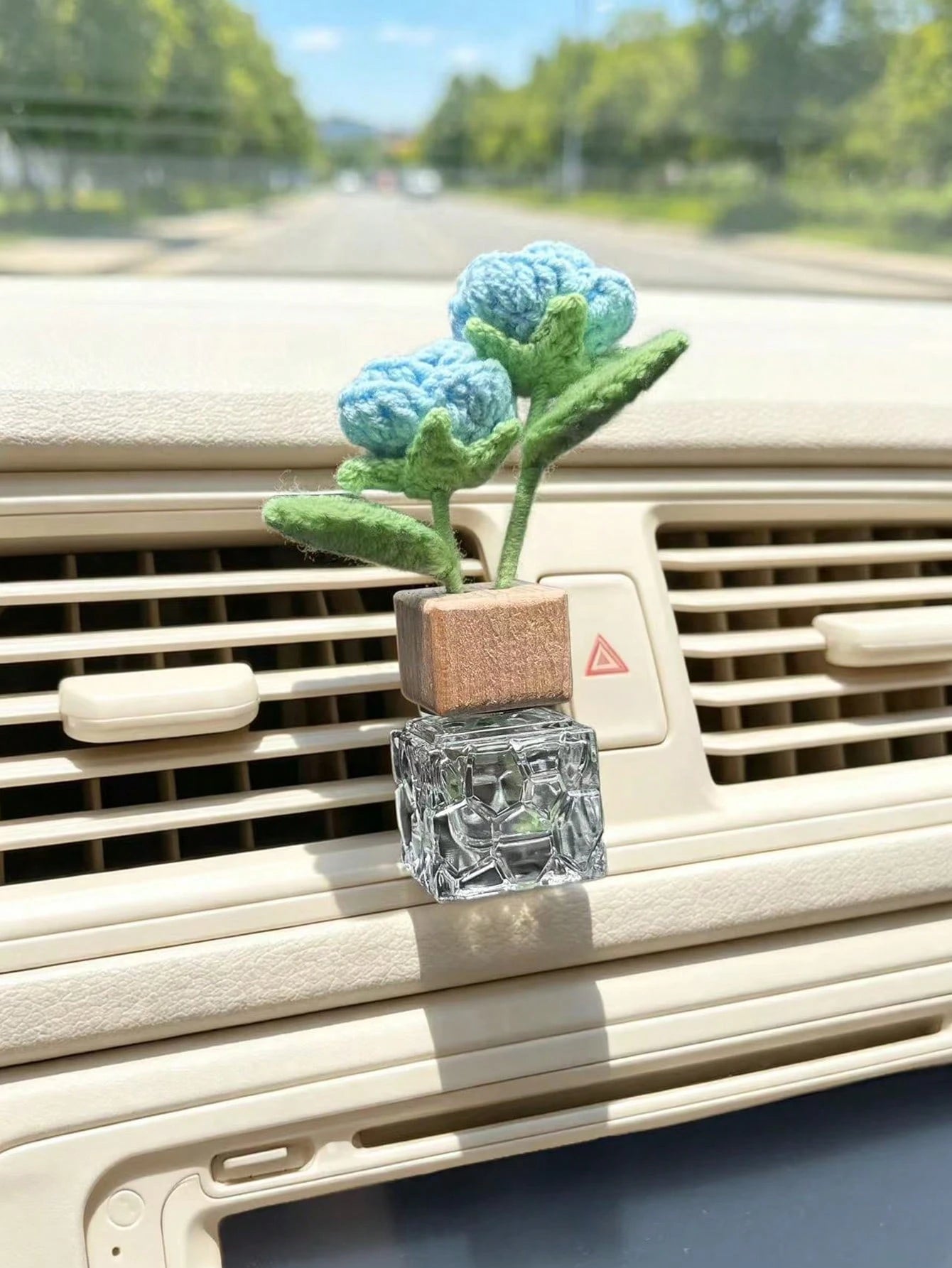 1PC Handmade Crocheted Rose Flower Perfume Bottle, Exquisite Decorative Ornament