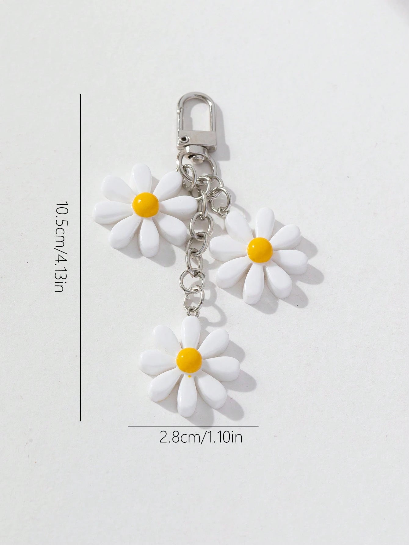 1pc Pale Blue Daisy Flower Charm Decorative Pendant For Bags Christmas Gifts Gift Thanksgiving Christmas Decor Winter Gifts For Women