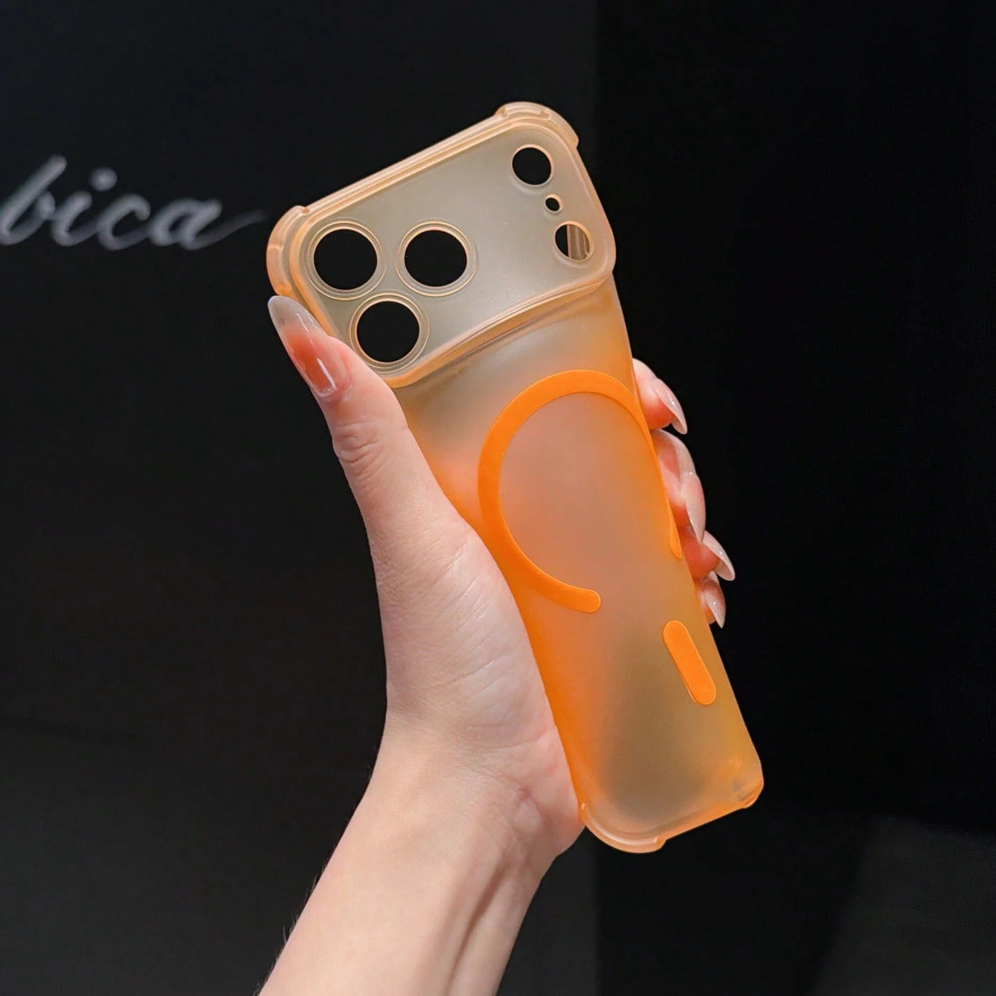 1pc Pink Magnetic Large Window Frosted Matte Four-Corner Airbag Shockproof Full Coverage Colorful Semi-Transparent Skin-Feel Ultra-Thin TPU Precision Hole Minimalist Phone Case Compatible With Apple 1