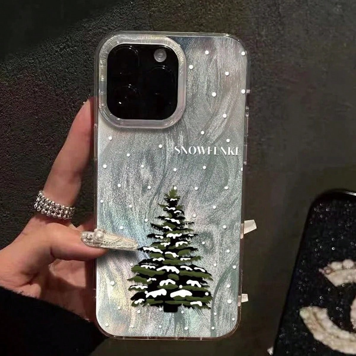1pc Silver Winter Snowy Pine Tree Christmas Tree Print Phone Case Compatible With Apple 18Promax/11/12/13/14plus/15/16/17pro