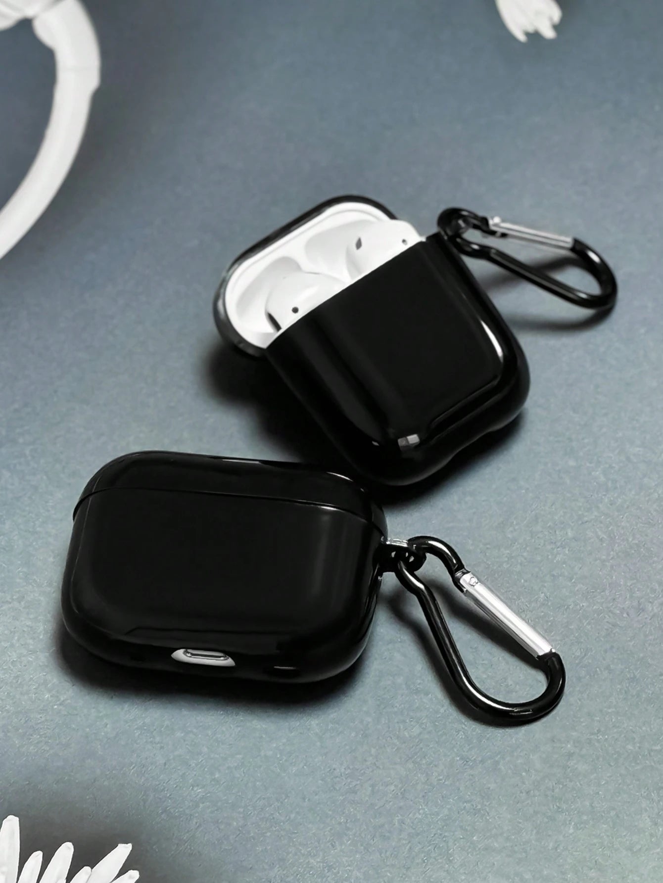 1pc Solid Black Headphone Case With Carabiner Clip, Compatible With Apple 1/2, Pro 3, Pro 2, Pro 3