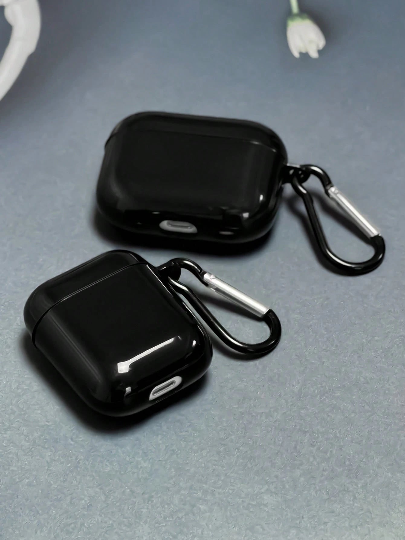 1pc Solid Black Headphone Case With Carabiner Clip, Compatible With Apple 1/2, Pro 3, Pro 2, Pro 3