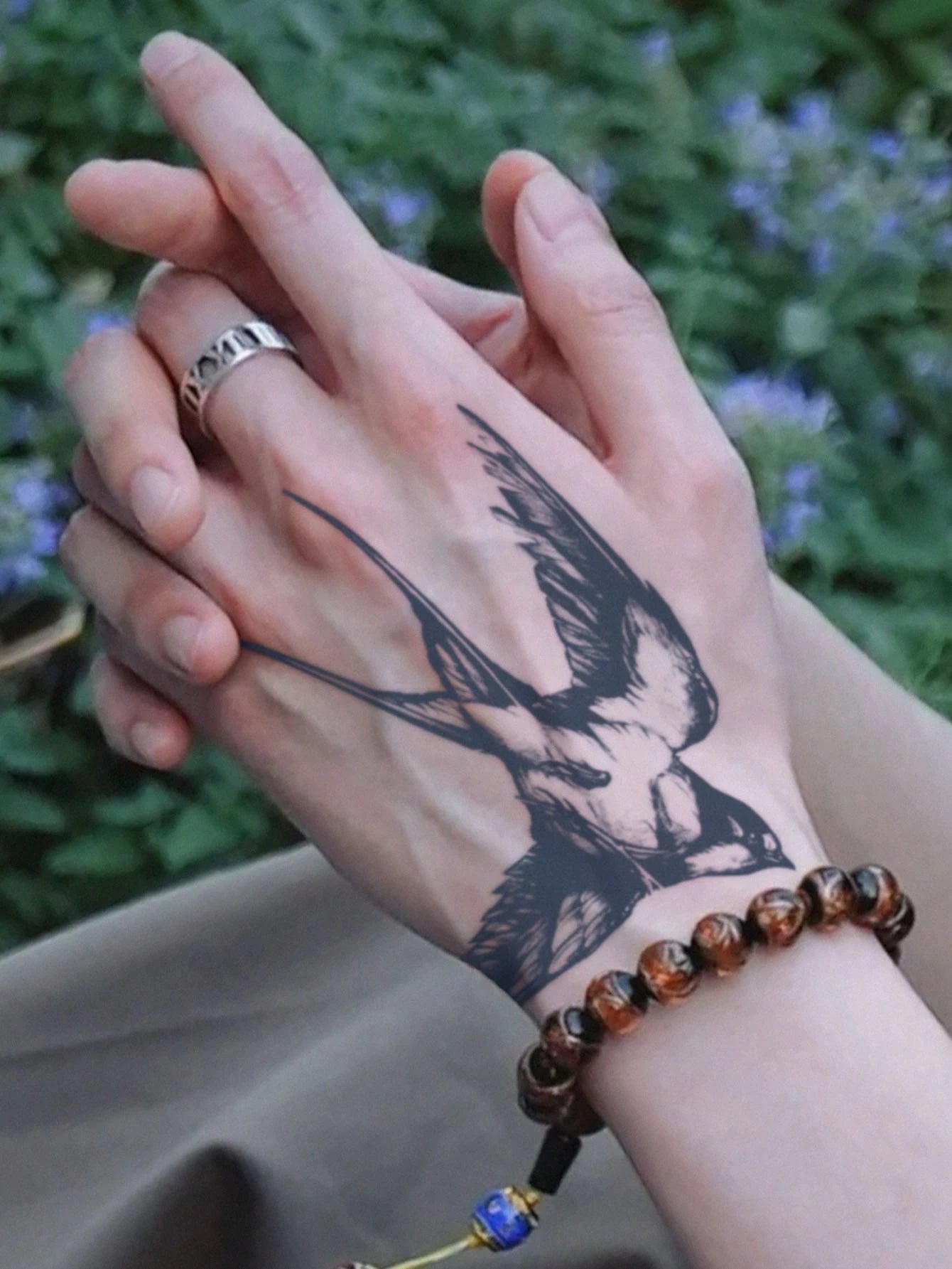 1pc Swallow Temporary Tattoo Sticker, Semi-Permanent, Waterproof & Sweatproof, Lasts 1-2 Weeks, Realistic Herbal Juice, Non-Reflective, Black Faux Tattoo Sticker, Unisex, Applicable To Arms, Chest, Le
