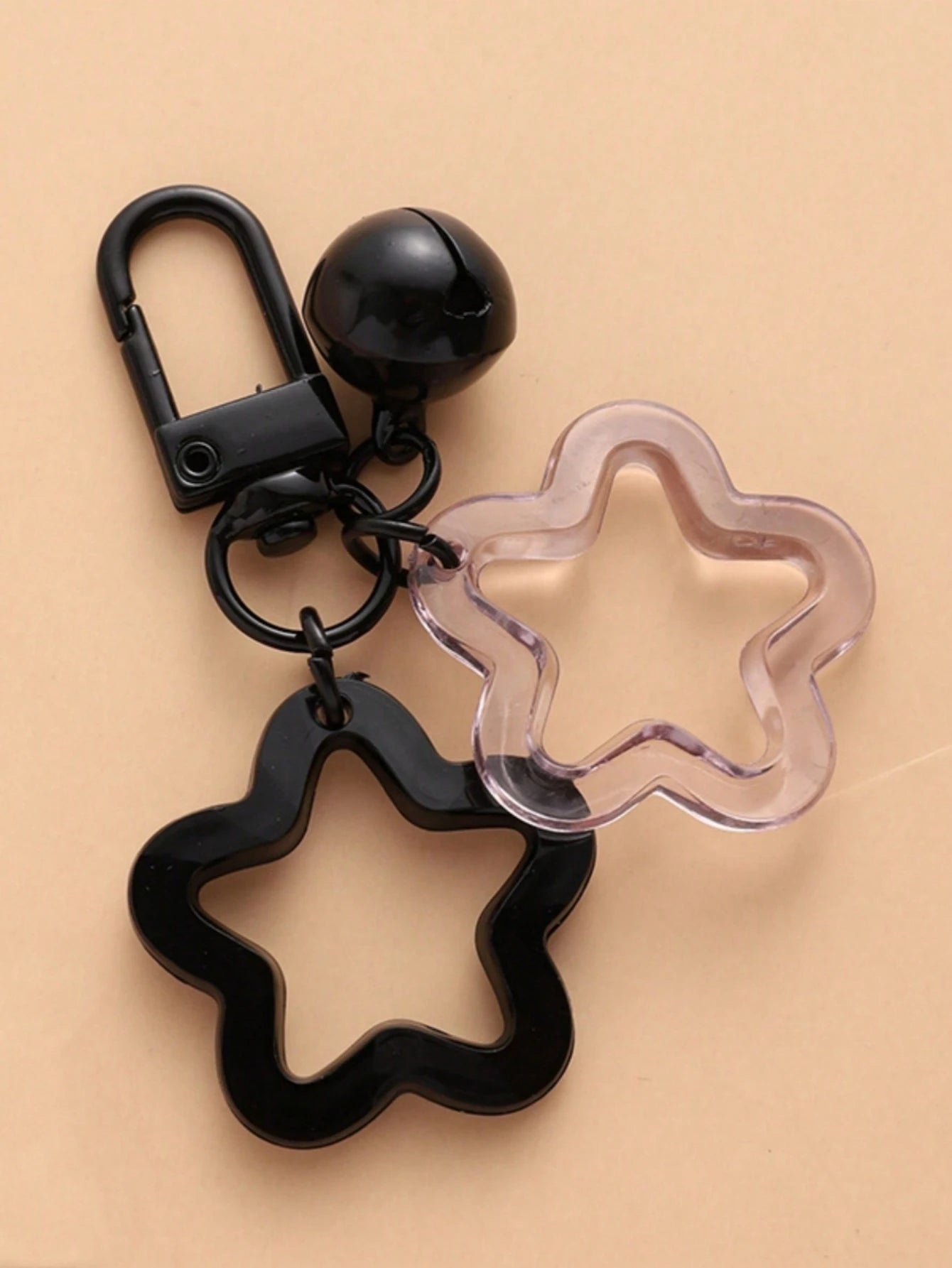 1pc Unisex Cute Hollow Star Key Chain, Earphone Protector, Friendship Gift Pendant Decor