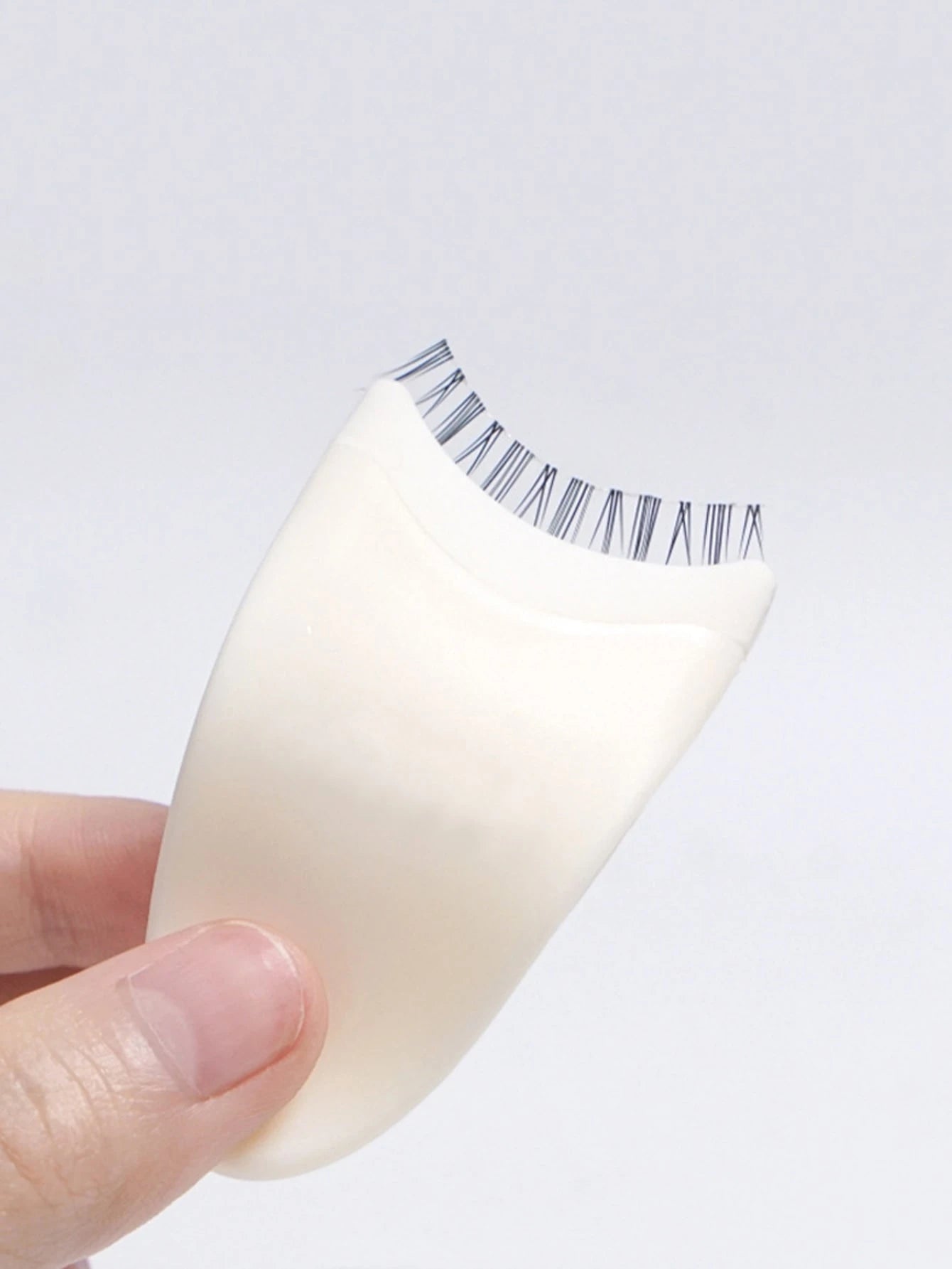 1pc White False Eyelashes Assist Tool, Plastic Eyelash Curler For Beginners, False Lashes Sticky Applicator,Makeup,Cheap,Room Decor,Vanity,Travel,Bedroom,Makeup Accessories,Eyelash Curler,Cheap,Stocki