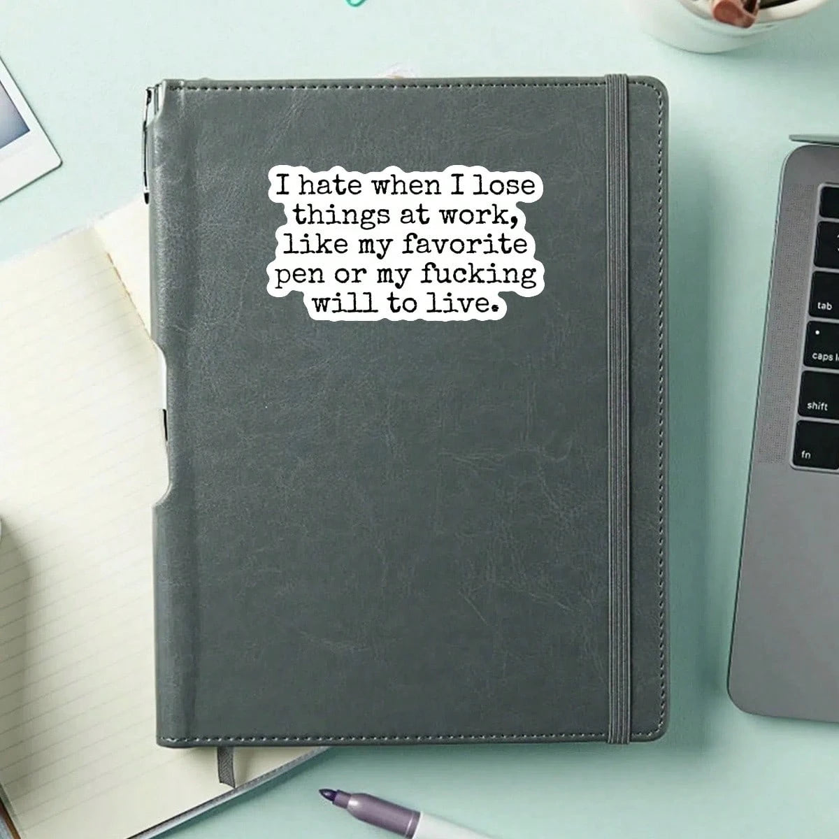 1PC Workplace Sarcasm Quote Vinyl Sticker, Waterproof Lost Pen Office Humor Decal With Black Typewriter Text Style For Laptop, Water Bottle, Notebook, Journal, Phone Case, Luggage Decor