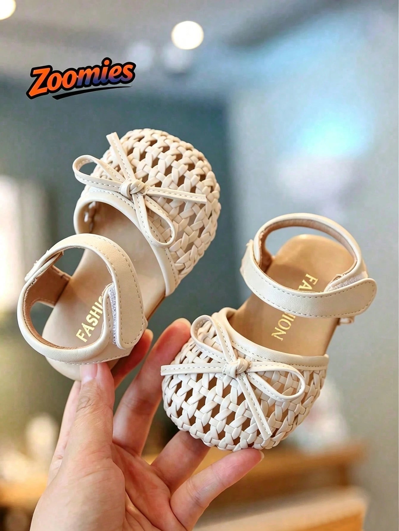2026 New Girls' Fashion Minimalist Versatile Sandals, Children's Sandals, Suitable For Summer Daily Wear, Parties, Play, And Vacations.