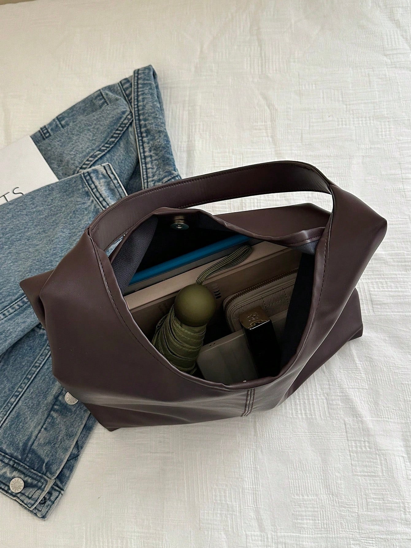 2026 New Solid Color Fashion Commuter Tote Bag, Minimalist Niche Design, Large Capacity, PU Material