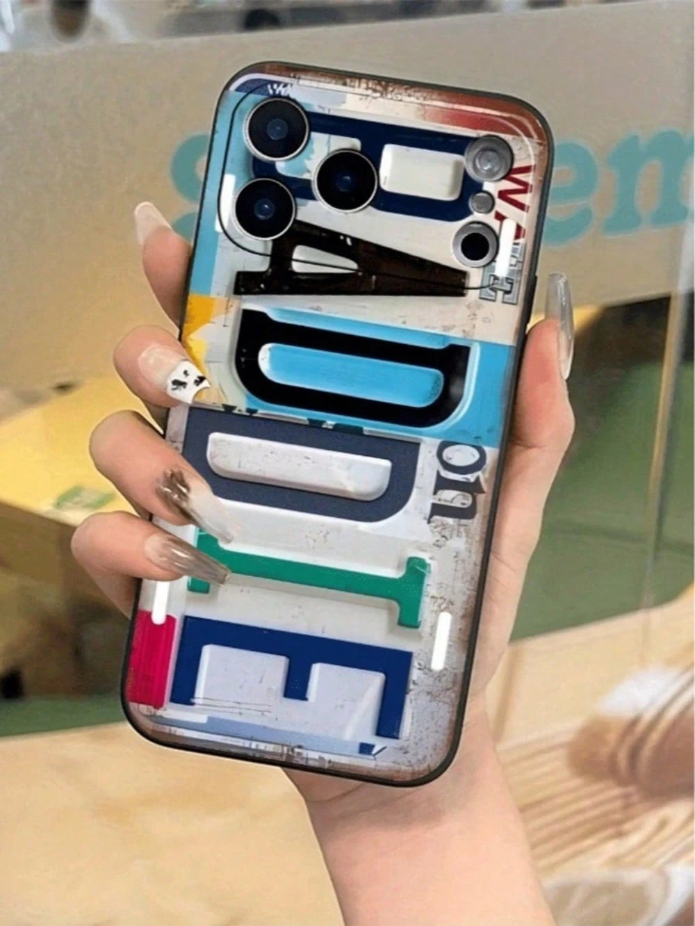 2D Image BADDIE Pattern TPU Shockproof Soft Case With License Plate Design. Suitable For IPhone 17, 17 Air, 17 Pro, 17 Pro Max, 16, 15, 14, 13, 12, 11, Pro Max, X, XS, Plus, Mini, 16E/SE4, And Also Ga