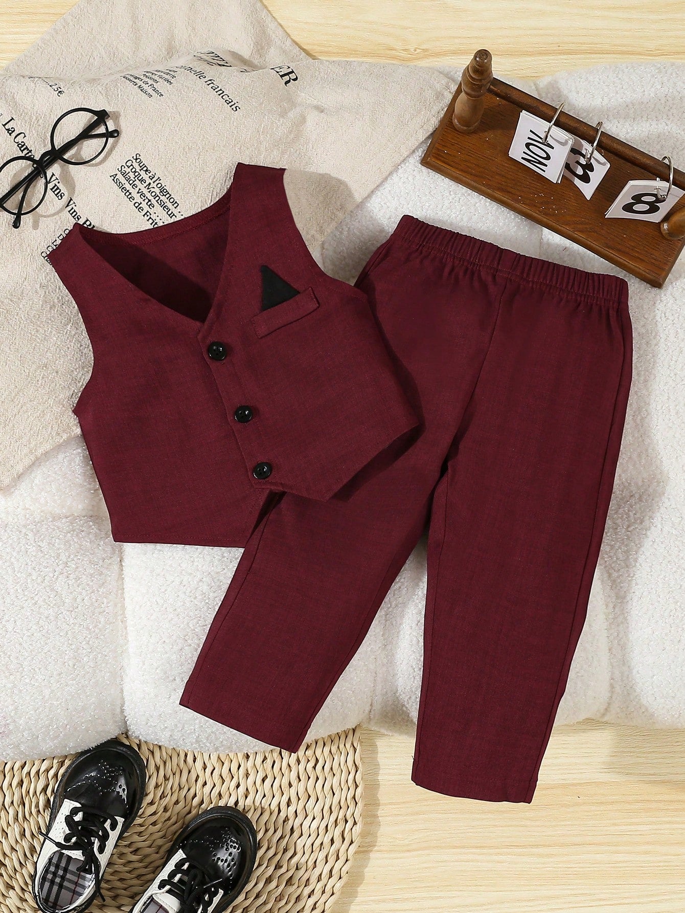 2pcs Baby Boy Formal Gentleman Outfit,Burgundy Solid Color Vest+Pants Set,Elegant And Classy,Winter Wedding,Performance,Party,Birthday,Christmas Wear