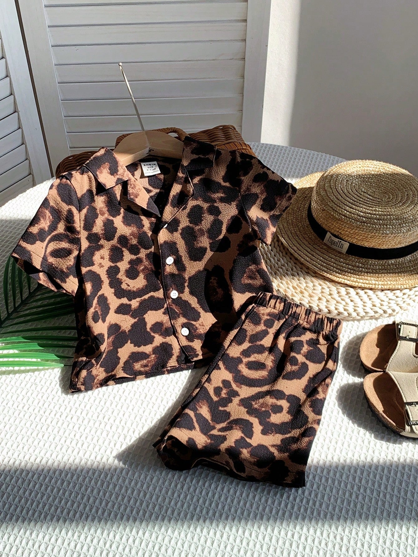 2pcs Baby Boy Leopard Pattern Lapel Short Sleeve Cardigan Top And Elastic Waist Shorts Set