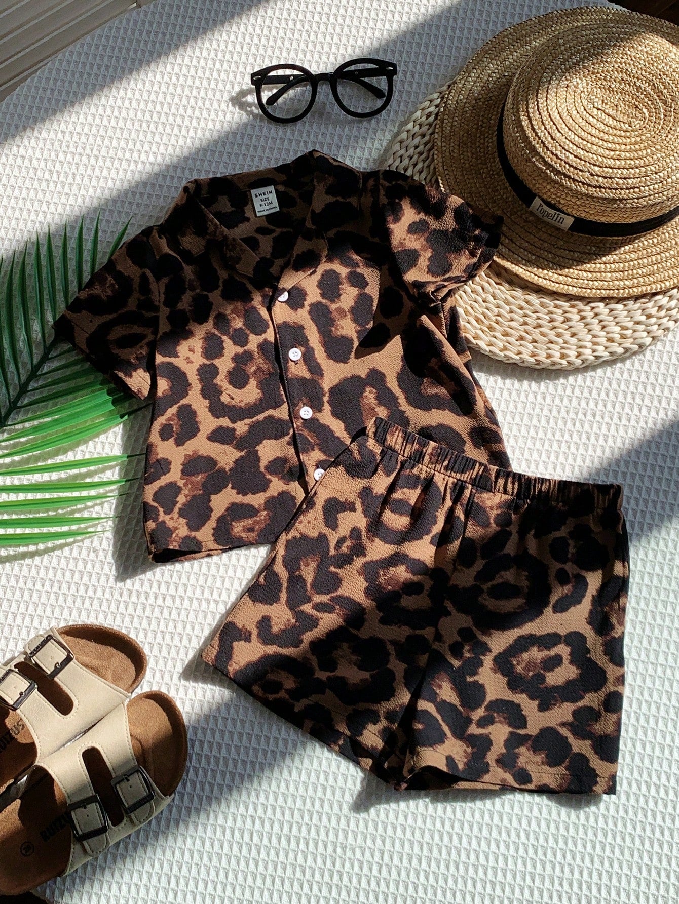 2pcs Baby Boy Leopard Pattern Lapel Short Sleeve Cardigan Top And Elastic Waist Shorts Set