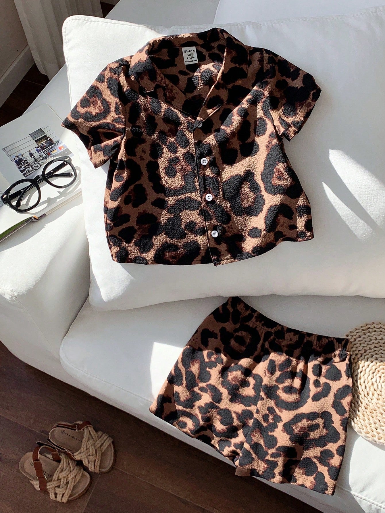 2pcs Baby Boy Leopard Pattern Lapel Short Sleeve Cardigan Top And Elastic Waist Shorts Set