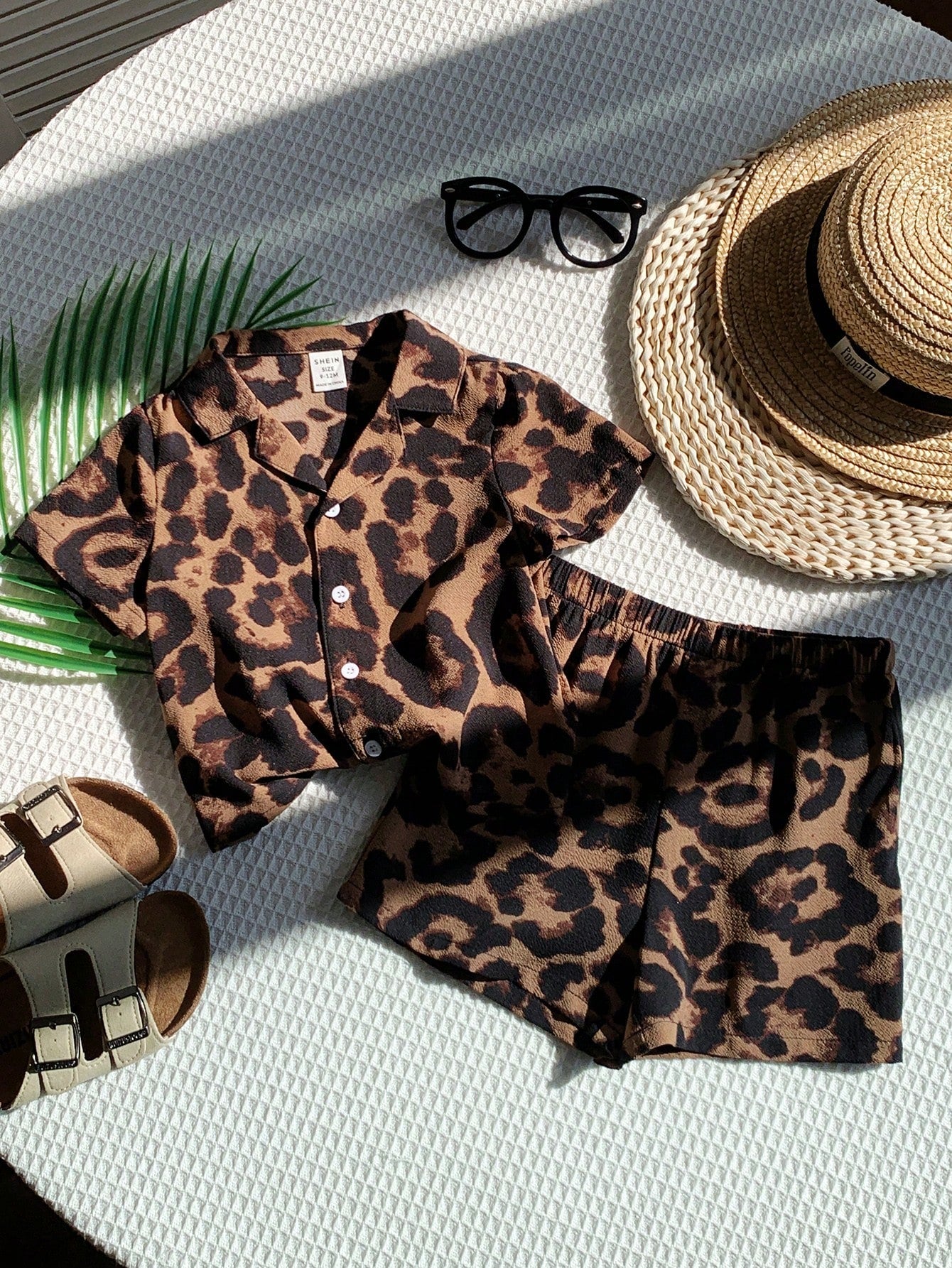 2pcs Baby Boy Leopard Pattern Lapel Short Sleeve Cardigan Top And Elastic Waist Shorts Set