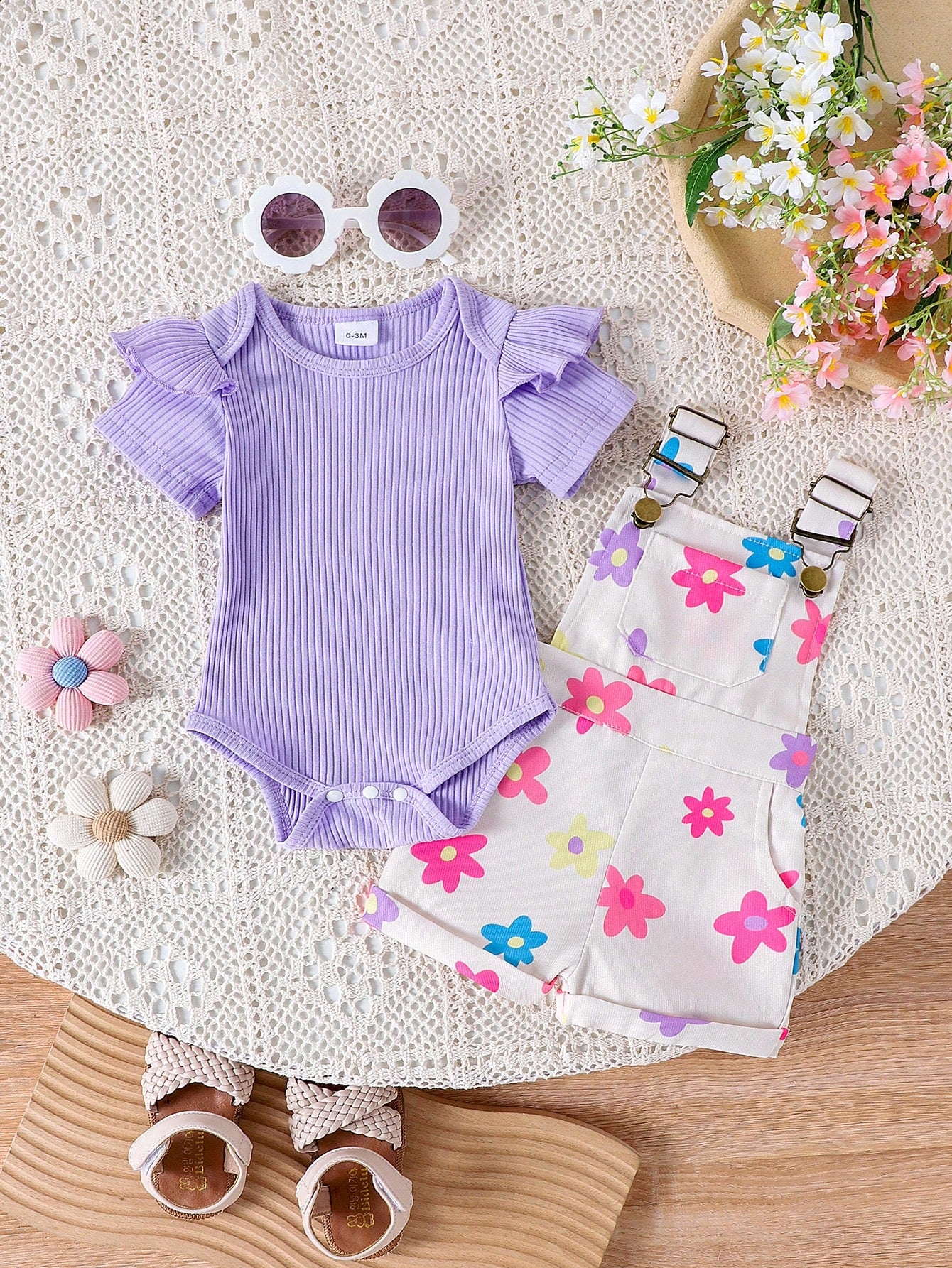 2pcs Baby Girl Cute Short Sleeve Ribbed Romper & Printed Suspender Shorts Set, Lightweight Summer