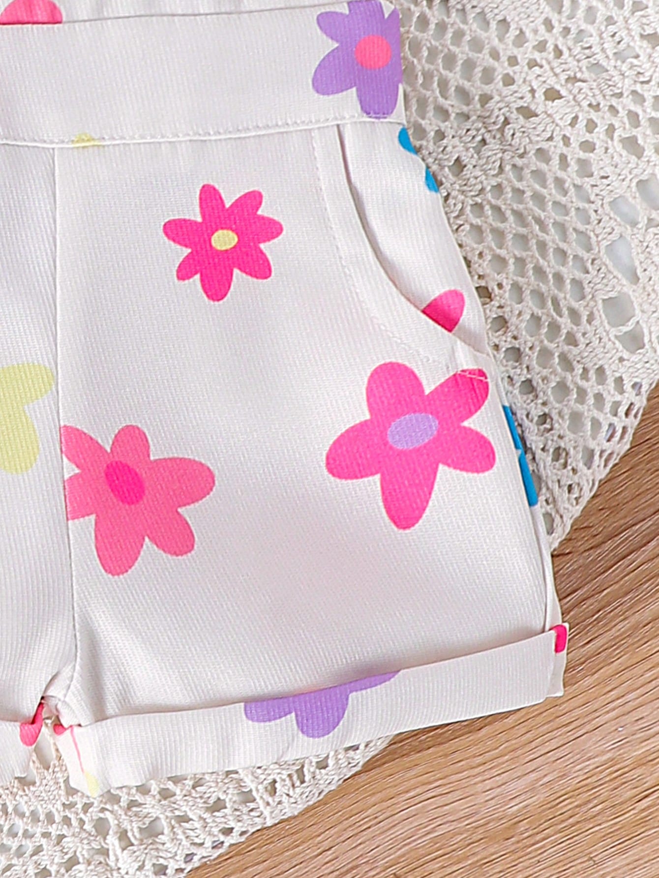 2pcs Baby Girl Cute Short Sleeve Ribbed Romper & Printed Suspender Shorts Set, Lightweight Summer