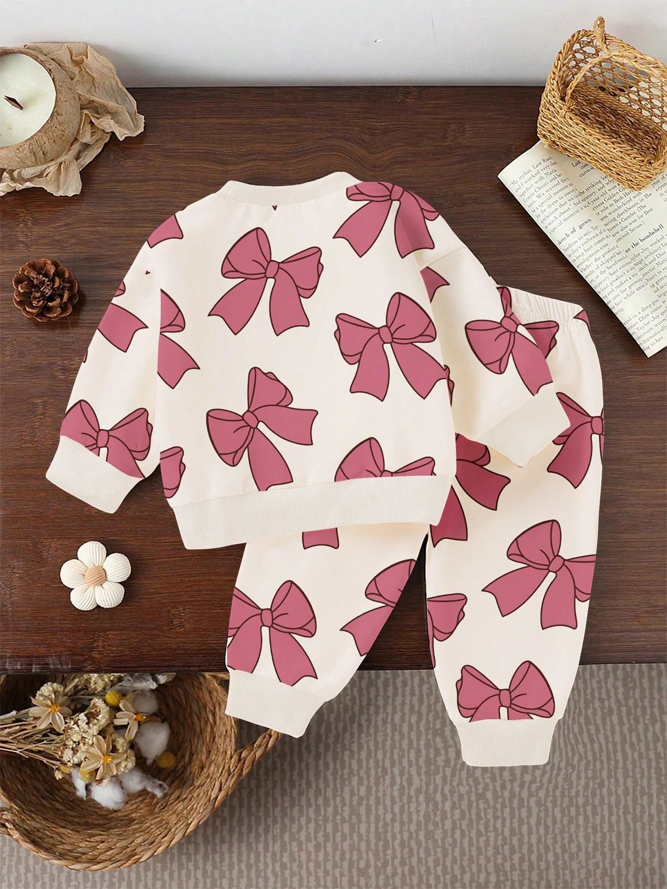 2pcs Baby Girls Casual Fashion Cute Pastoral Style Ladybug Allover Print Pink Crew Neck Sweatshirt And Matching Print Sweatpants Set, Cute Animal Graphic Pullover Outfit For Fall, Autumn Clothing For