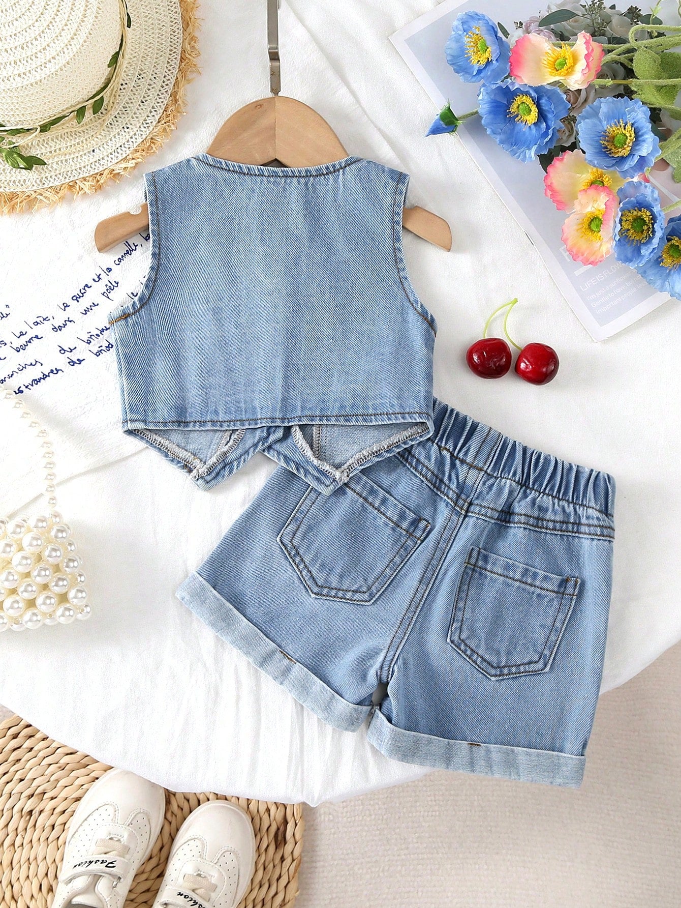 2pcs Baby Girls' Cute Sweet Cherry Embroidery Denim Toddler Outfit Set