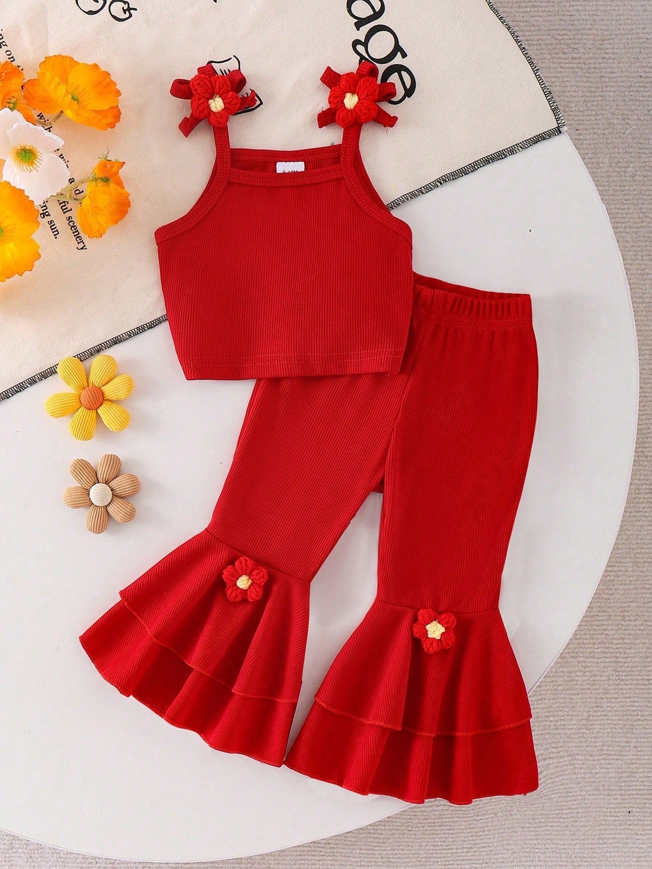 2pcs Baby Girls Floral Camisole Top And Layered Floral Ruffle Bell-Bottom Pants Set, Summer