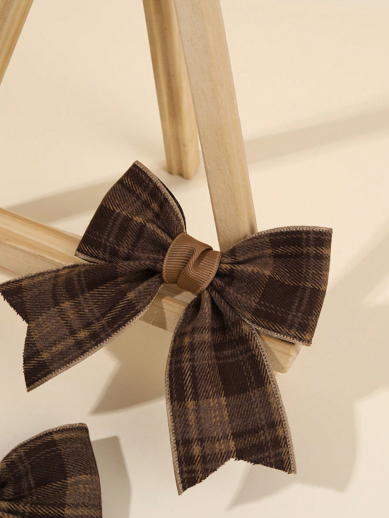 2pcs Brown Plaid Hair Bows For Girls Khaiki Bow Alligator Clips With Fully Lined Elegant Bow Hair Clips With Tail Girls Fall Winter Daily Headpiece Kids Baby Hair Accessories