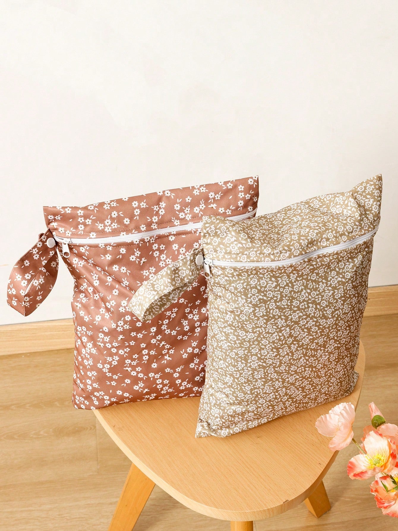 2PCS Flower Design Waterproof Storage Handbag Beach Wet Bag Baby Shower Family Decorations Gifts