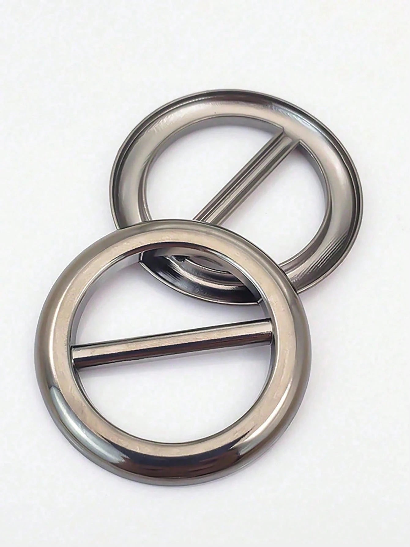 3pcs/1pc Multi-Functional Metal Scarf Clips And Accessory Clips- Elegant Fashion Accessories, Round Waist Scarf And Clothing Buttons, Multi-Functional Round Skirt Knot Clips, Suitable For T-Shirts, S