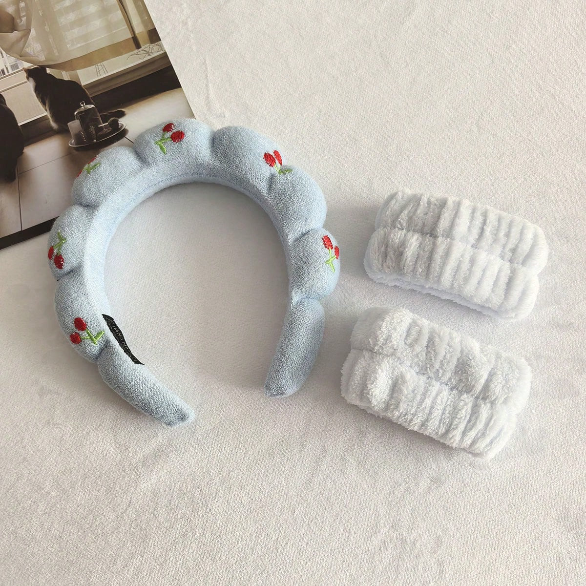 3pcs/Set Girly Cherry Embroidery Headbands, Soft Coral Fleece Material Skin-Friendly & Comfortable, Fluffy Cloud Design With Delicate Cherry Embroidery, 4 Fresh Color Options, Adorable & Cute Vibe, Ef