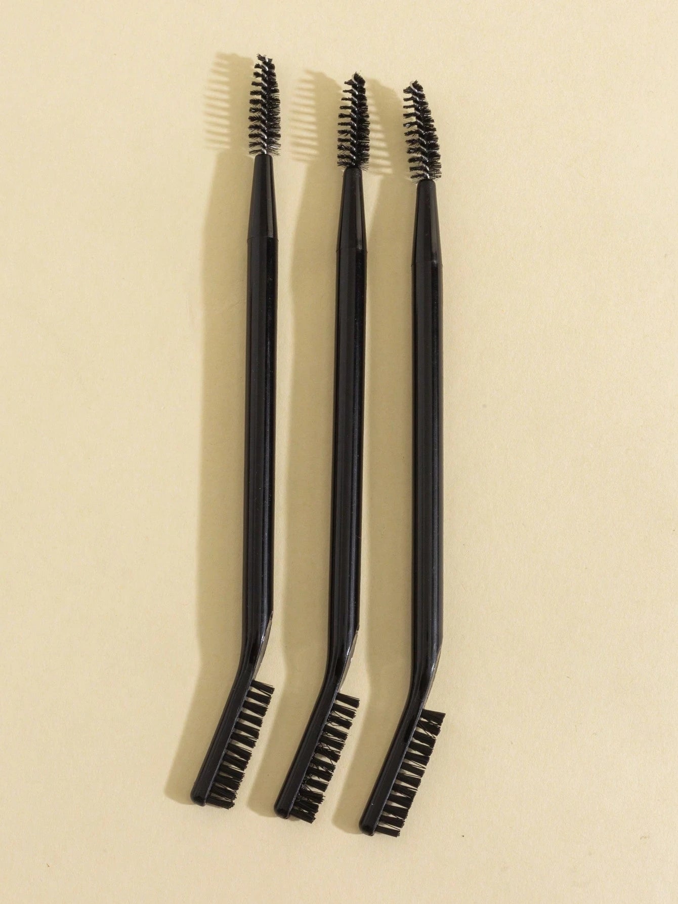 3PCS White/Black Eyelash Curler & Eyebrow Brush, Bendable Multipurpose Dual-Ended Makeup Brush Set Designed With Ergonomic Handle,Eyebrow Brush,Eyeshadow Brush,Spoolie,Spoolie Brush,Giveaways
